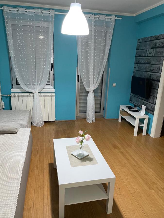 Apartment Elefant 021 Novi Sad Exterior photo